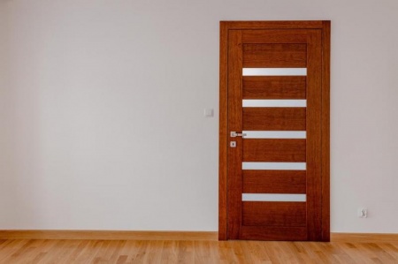 Menuiserie en bois massif, quels avantages pour votre int&eacute;rieur ?